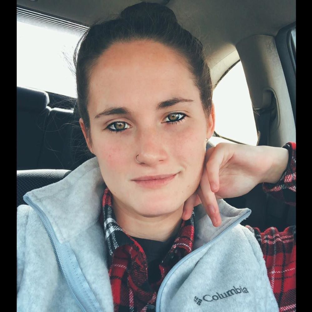 Meet your Posher, Alyssa